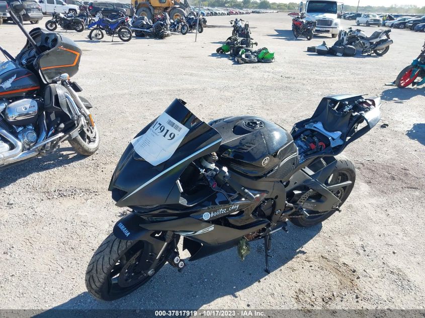 2020 YAMAHA YZFR6 JYARJ28E6LA007514