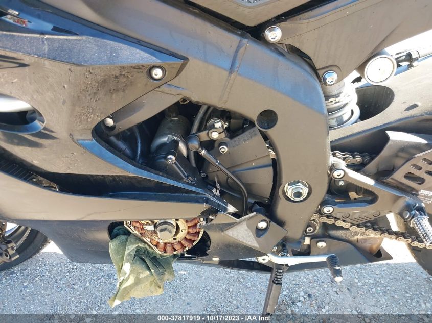 2020 YAMAHA YZFR6 JYARJ28E6LA007514
