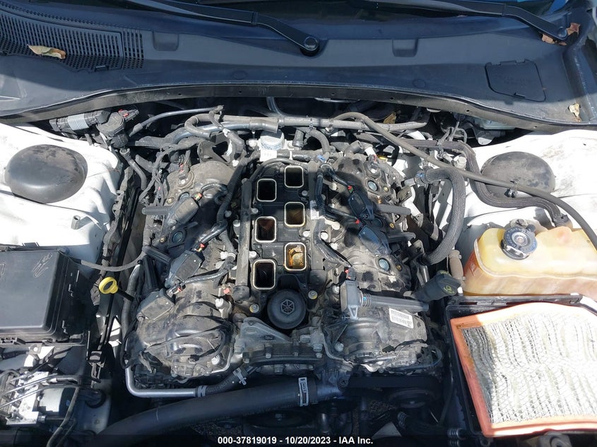 VIN 2C3CDXBG8JH283091 2018 DODGE CHARGER SXT