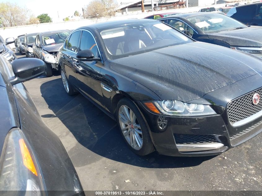 2016 JAGUAR XF PRESTIGE - SAJBE4BV6GCY14304