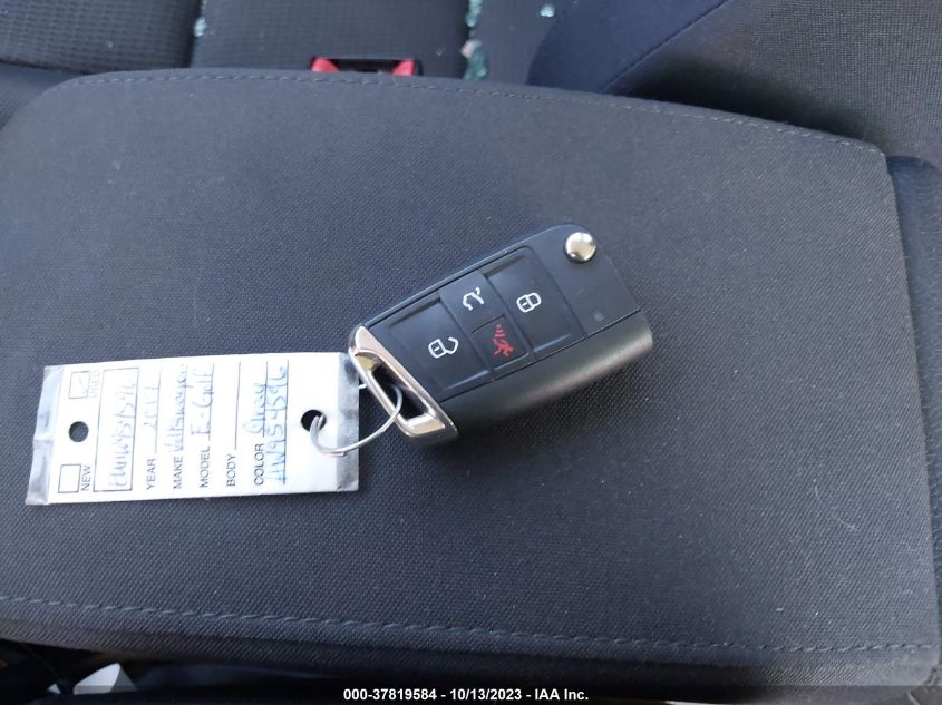 2017 VOLKSWAGEN E-GOLF SE - WVWKR7AU3HW954596