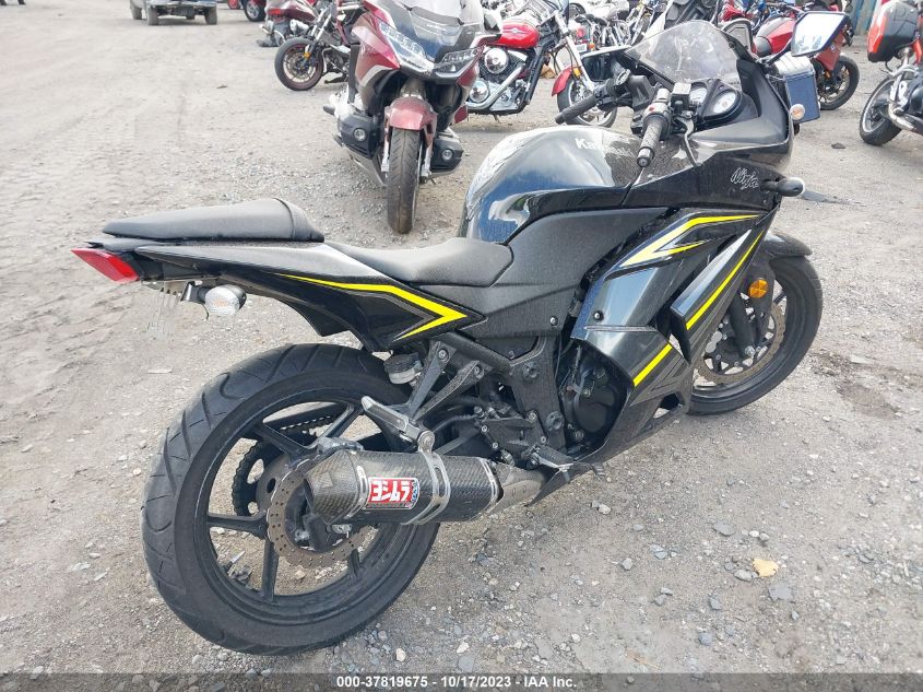 2012 KAWASAKI EX250 J JKAEXMJ12CDAB7596