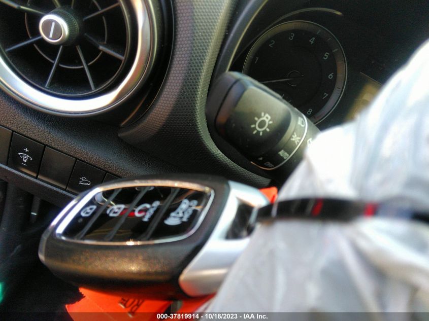 2023 HYUNDAI KONA SEL - KM8K3CAB5PU951570