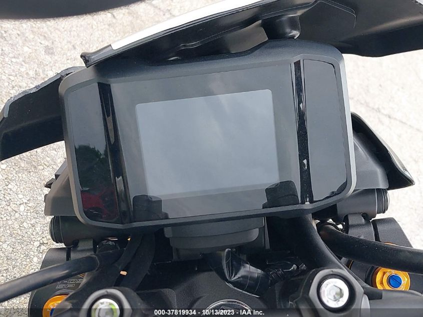 2021 YAMAHA MT09 D JYARN72E2MA000331