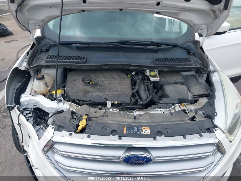 2017 FORD ESCAPE SE - 1FMCU9GD9HUD07617