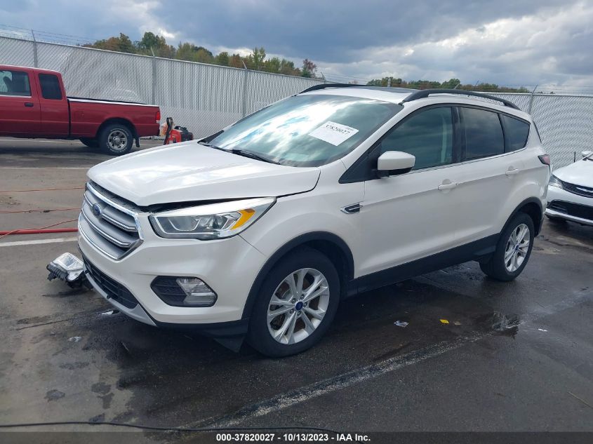 2017 FORD ESCAPE SE - 1FMCU9GD9HUD07617