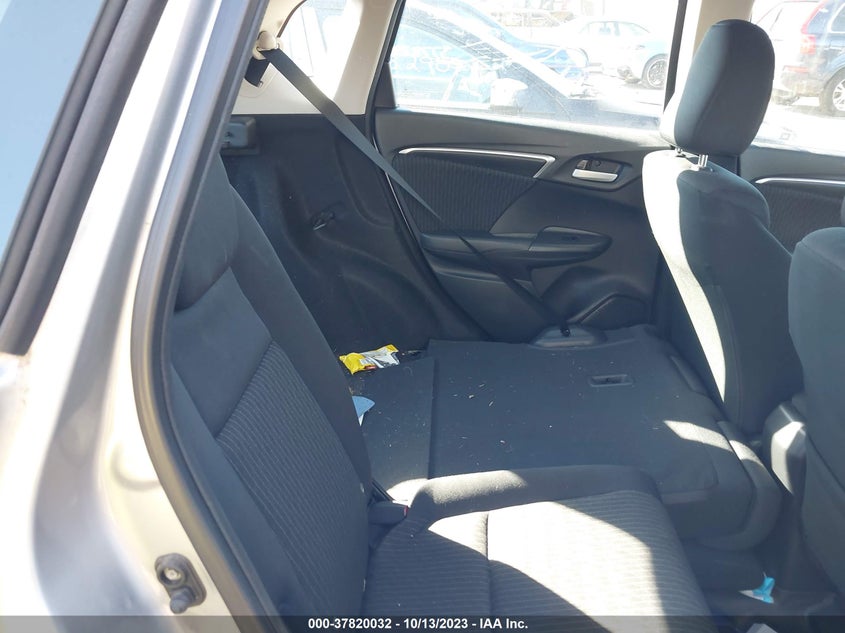 VIN 3HGGK5H87JM724297 2018 HONDA FIT EX