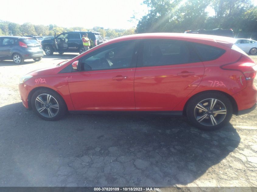 2014 FORD FOCUS SE - 1FADP3K22EL155495