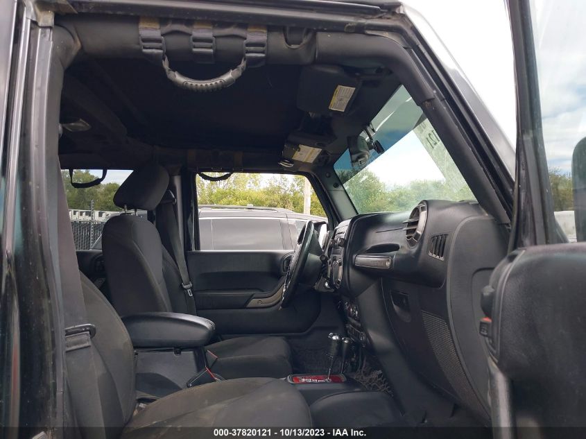 2016 JEEP WRANGLER UNLIMITED SPORT - 1C4BJWDG3GL183550