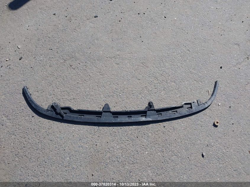 2013 VOLKSWAGEN GOLF TDI W/SUNROOF & NAV - WVWDM7AJ0DW133883