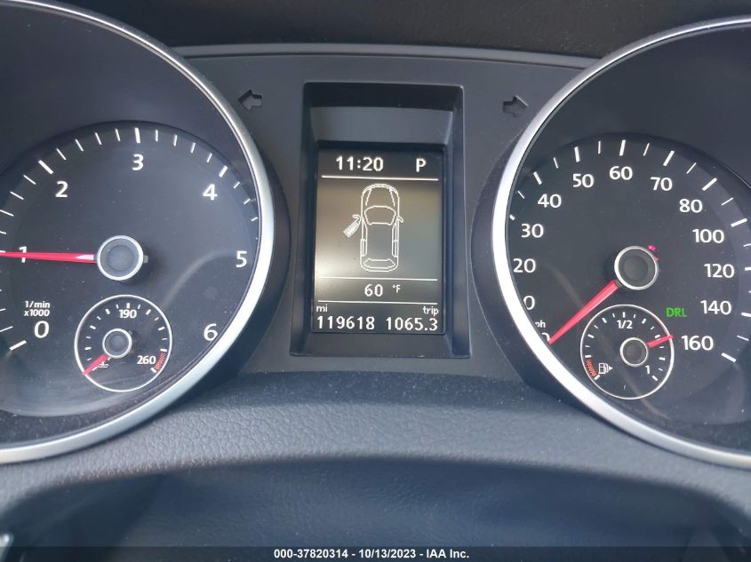 2013 VOLKSWAGEN GOLF TDI W/SUNROOF & NAV - WVWDM7AJ0DW133883