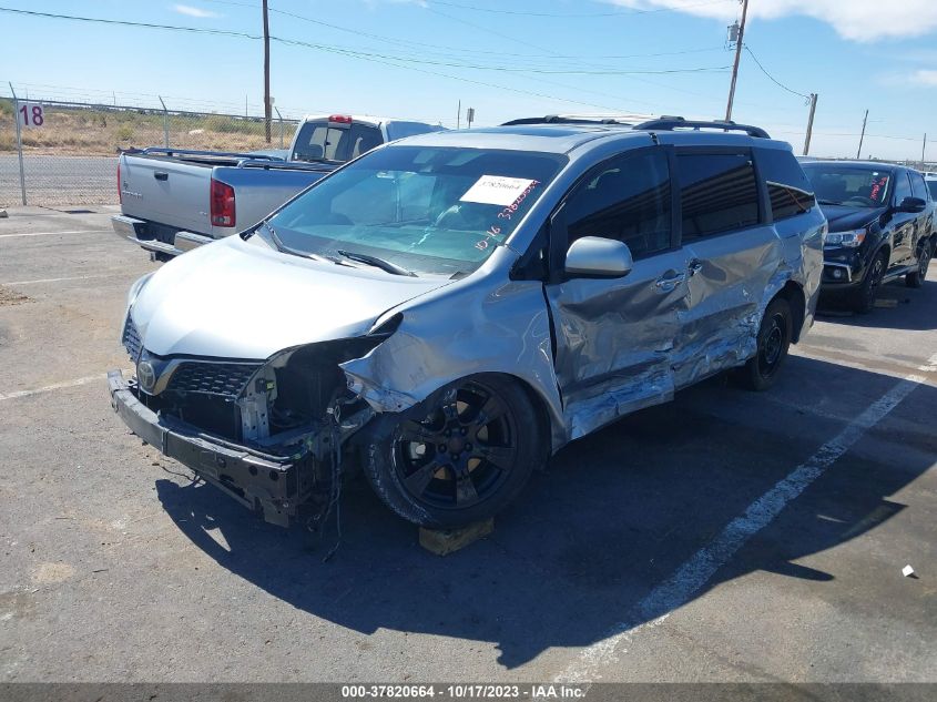 2018 TOYOTA SIENNA SE/SE PREMIUM - 5TDXZ3DC1JS941627
