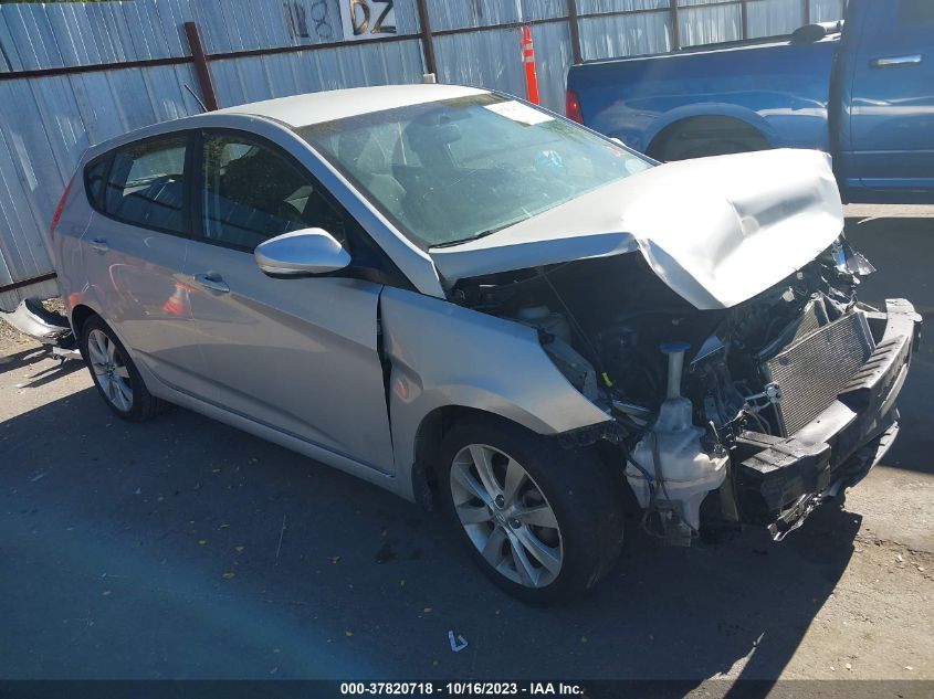 2013 HYUNDAI ACCENT SE - KMHCU5AEXDU092656
