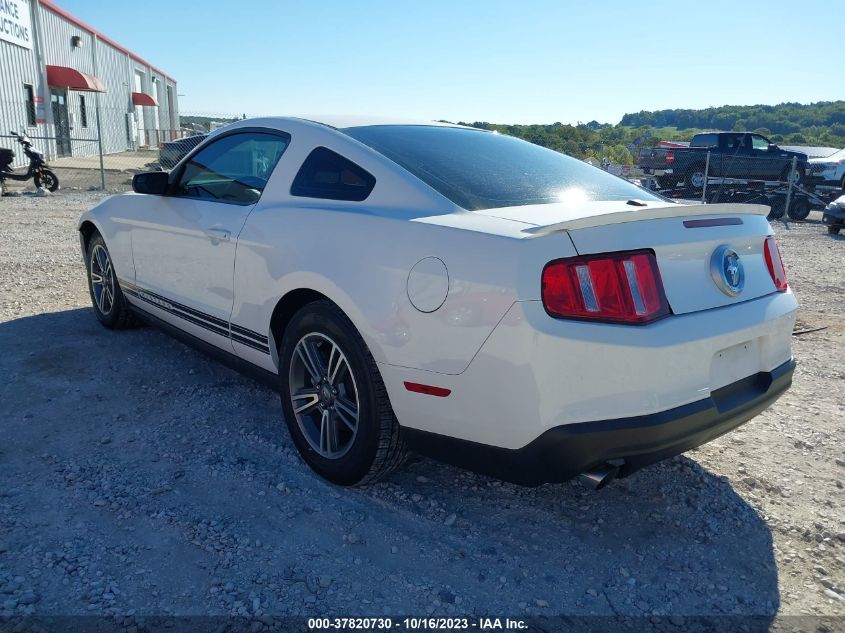 1ZVBP8AM6C5208196 2012 FORD MUSTANG, photo no. 3