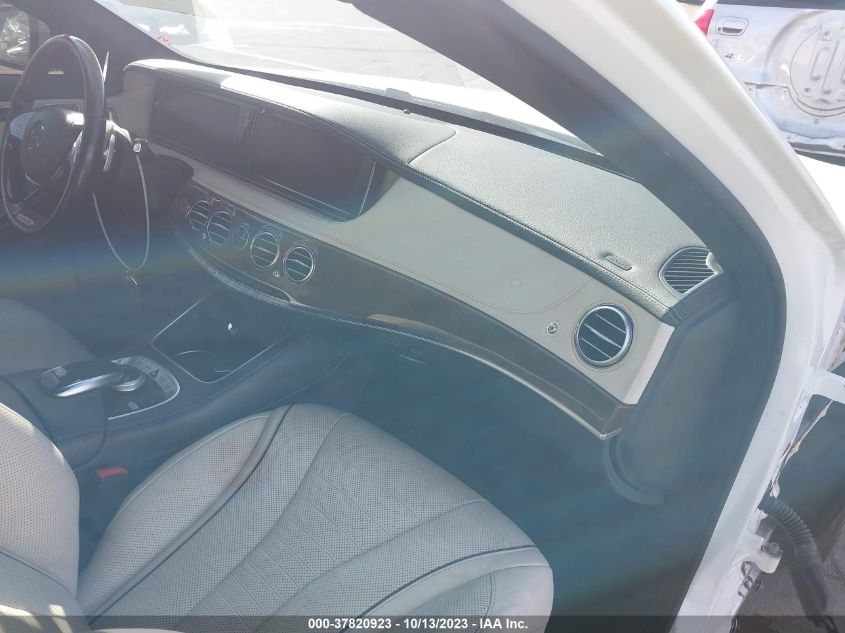 2015 MERCEDES-BENZ S-CLASS S 550 WDDUG8CB8FA187232
