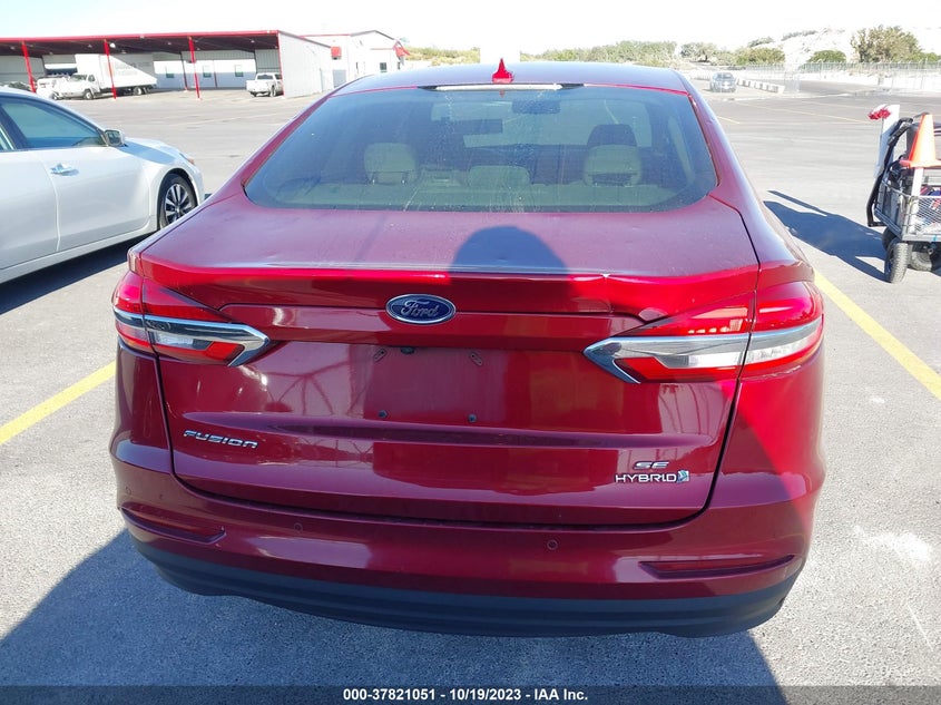 VIN 3FA6P0LU5KR263050 2019 FORD FUSION HYBRID SE