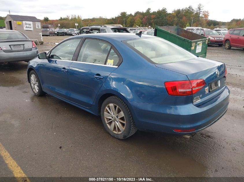 2015 VOLKSWAGEN JETTA SEDAN 1.8T SE W/CONNECTIVITY - 3VWD17AJ7FM414409