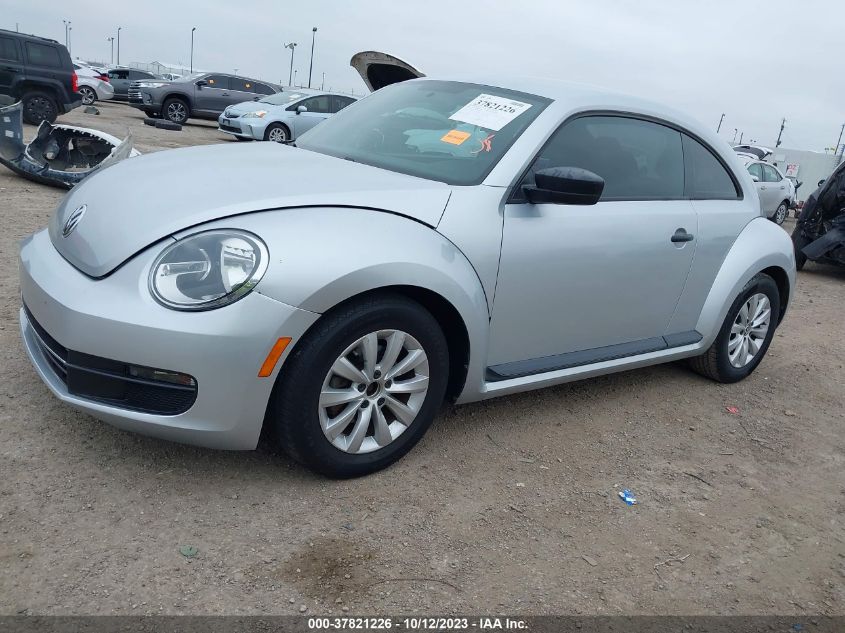 2014 VOLKSWAGEN BEETLE COUPE 2.5L ENTRY - 3VWFP7AT9EM621374