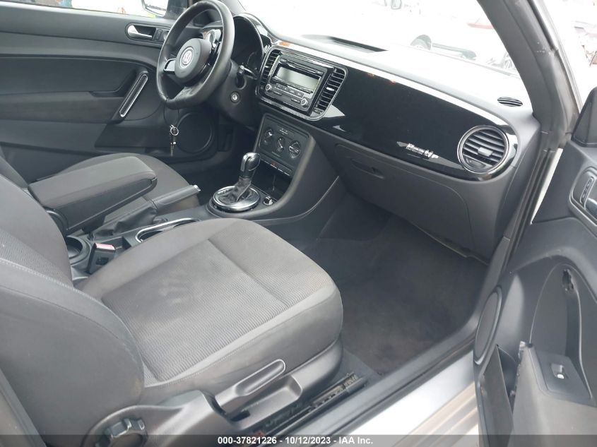 2014 VOLKSWAGEN BEETLE COUPE 2.5L ENTRY - 3VWFP7AT9EM621374