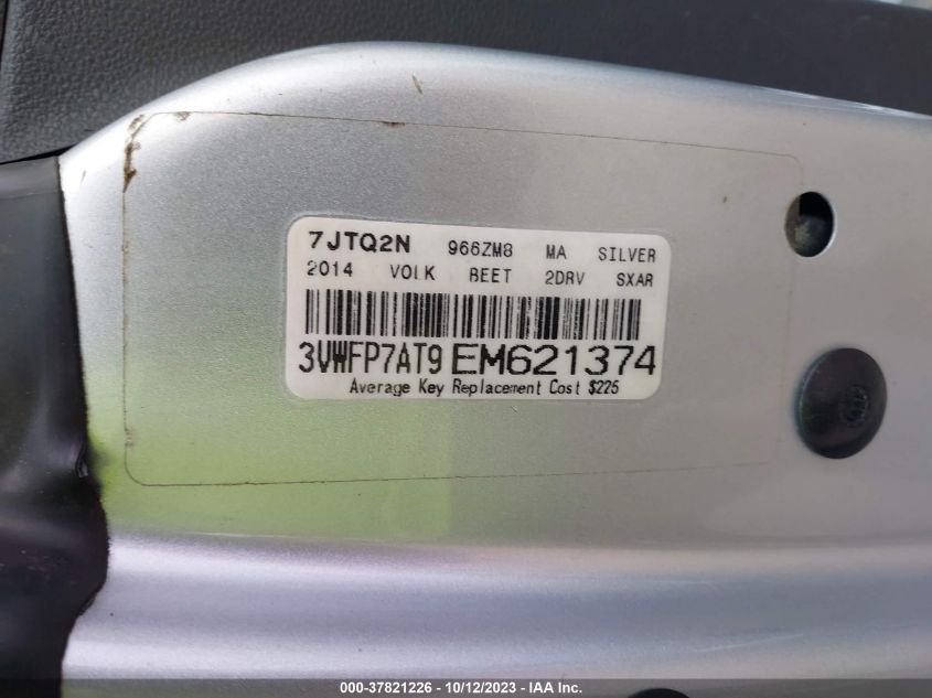 2014 VOLKSWAGEN BEETLE COUPE 2.5L ENTRY - 3VWFP7AT9EM621374