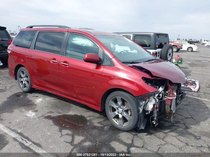 2017 TOYOTA SIENNA SE - 5TDXZ3DC4HS858736