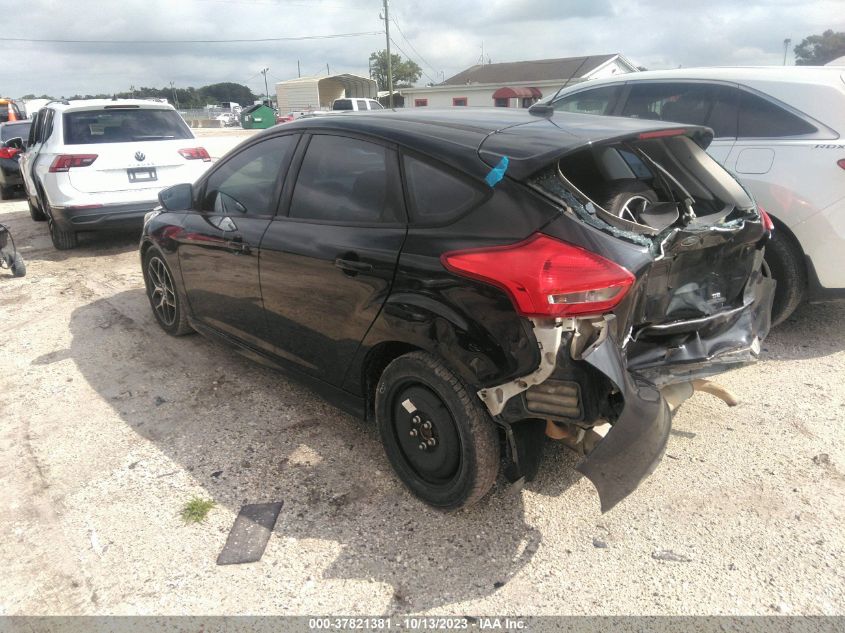 2015 FORD FOCUS SE - 1FADP3K25FL267872