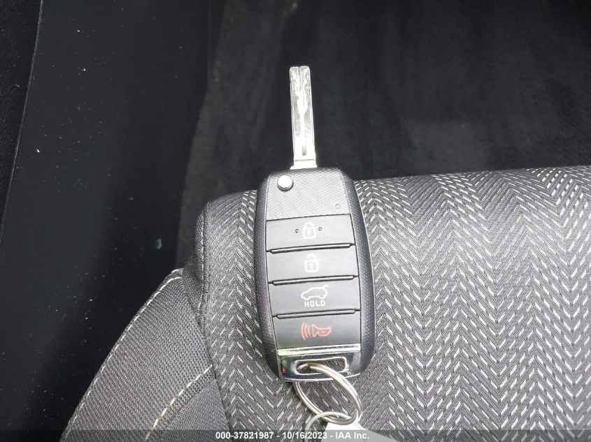VIN KNDPMCAC5K7538961 2019 KIA SPORTAGE LX