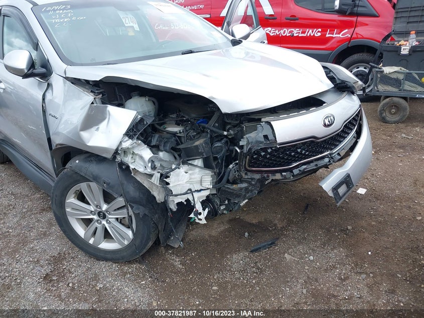 VIN KNDPMCAC5K7538961 2019 KIA SPORTAGE LX