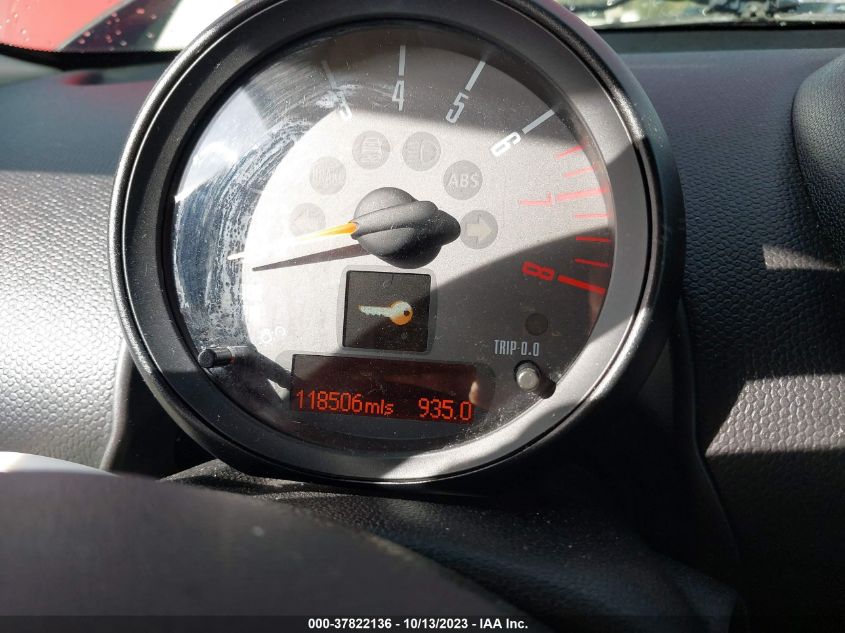 2015 MINI COUNTRYMAN COOPER WMWZB3C58FWR44030