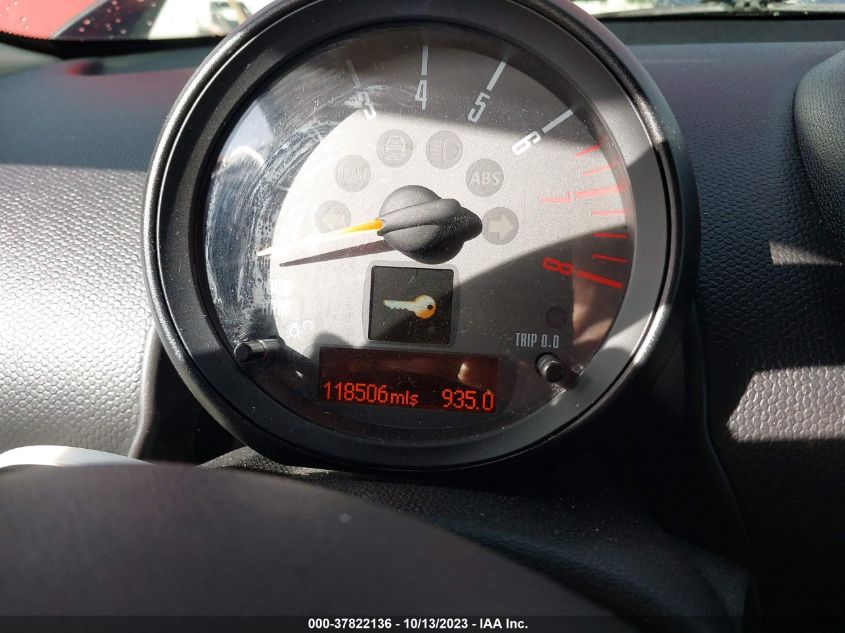 2015 MINI COUNTRYMAN COOPER WMWZB3C58FWR44030