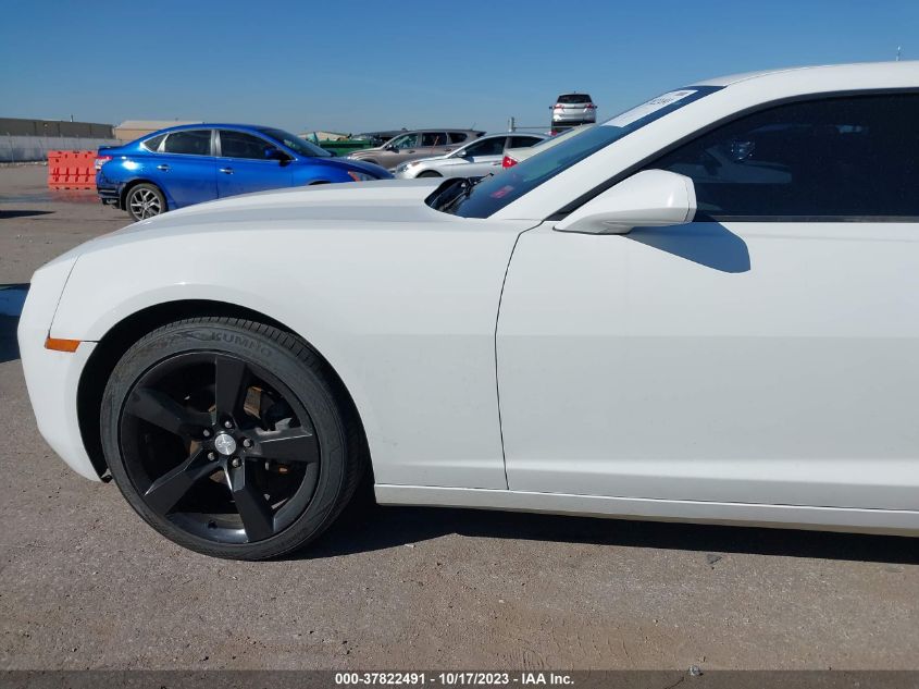 2013 CHEVROLET CAMARO LS - 2G1FE1E32D9170191