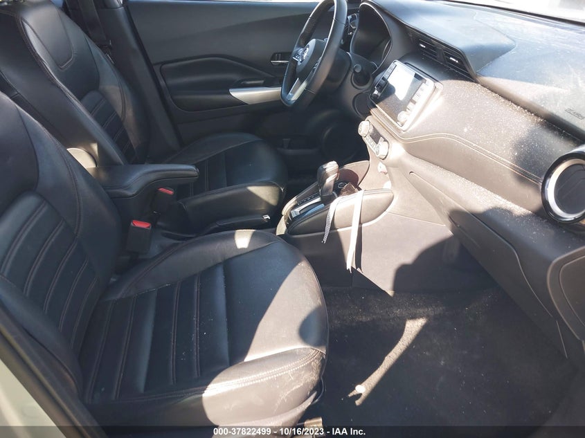 VIN 3N1CP5DV3LL550332 2020 NISSAN KICKS SR