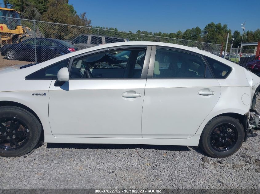 2014 TOYOTA PRIUS FOUR/FIVE/THREE/ONE/TWO - JTDKN3DU2E0360368