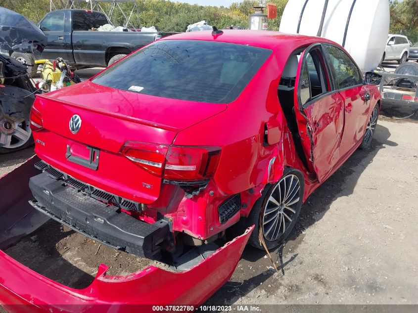 2015 VOLKSWAGEN JETTA SEDAN 1.8T SPORT 3VWD17AJ4FM212336
