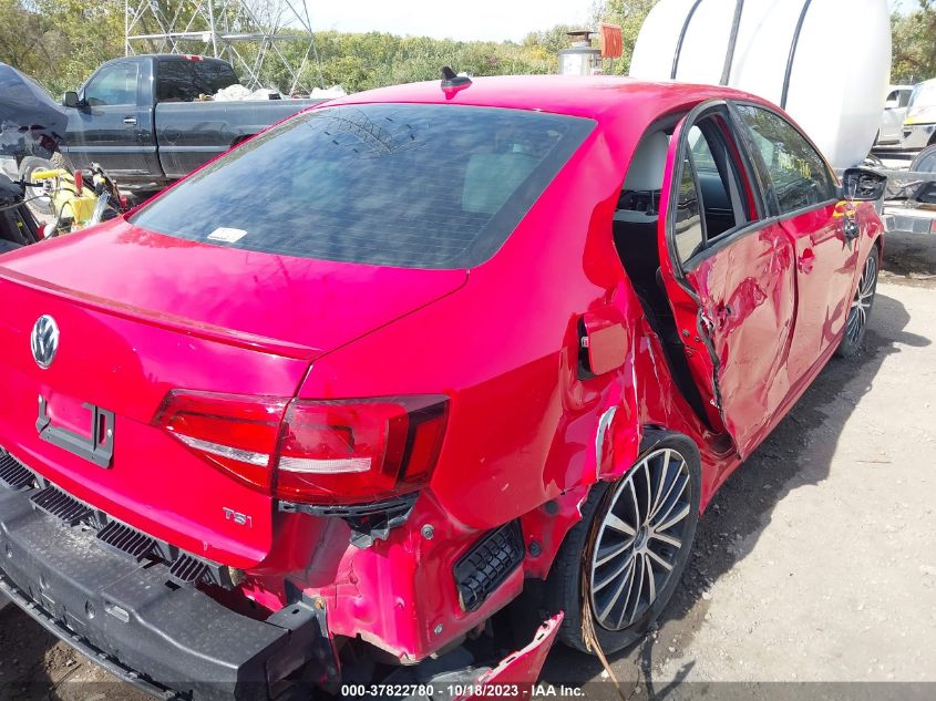 2015 VOLKSWAGEN JETTA SEDAN 1.8T SPORT 3VWD17AJ4FM212336