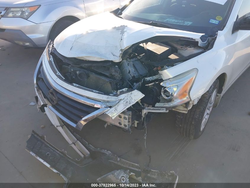 2015 NISSAN ALTIMA 2.5/S/SV/SL - 1N4AL3AP3FC152411