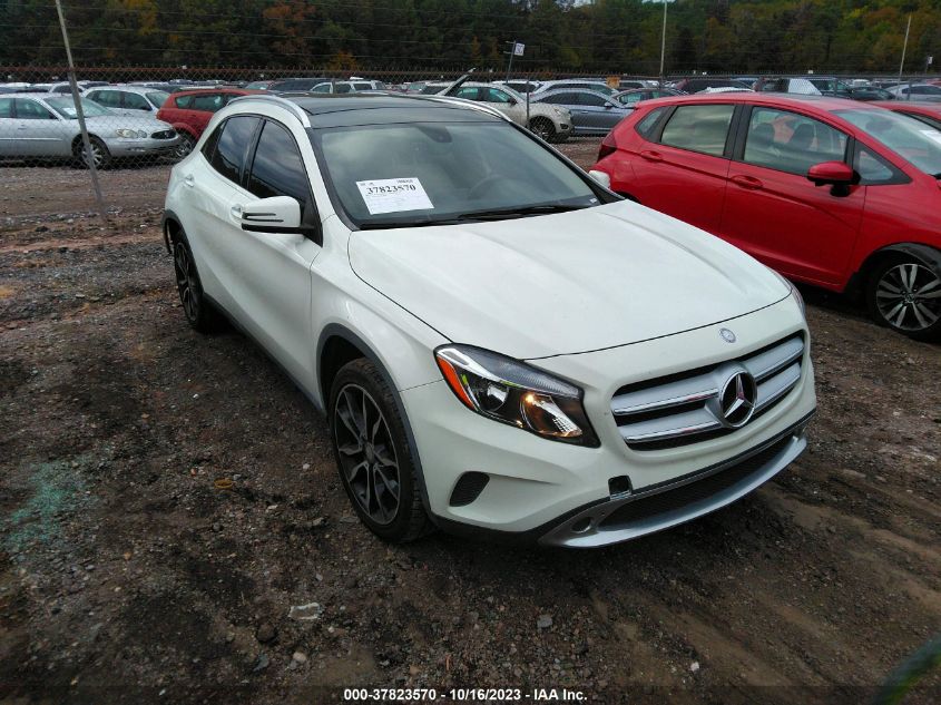 2015 MERCEDES-BENZ GLA 250 - WDCTG4EB3FJ180985