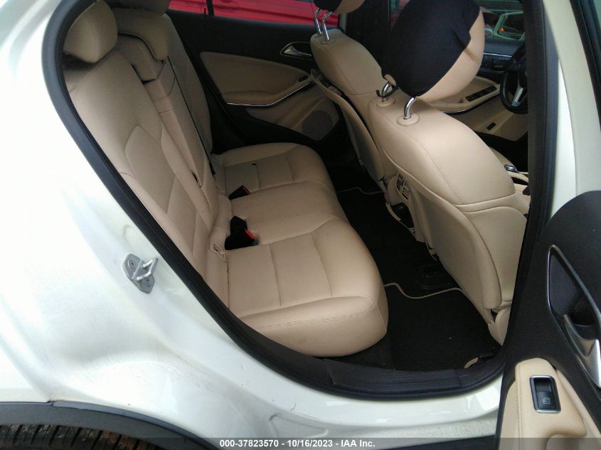 2015 MERCEDES-BENZ GLA 250 - WDCTG4EB3FJ180985