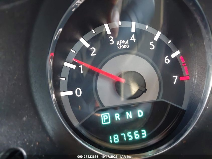 2013 CHRYSLER 200 LX - 1C3CCBABXDN561643