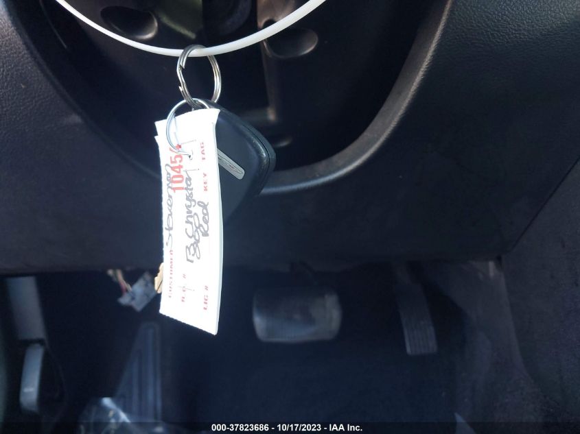 2013 CHRYSLER 200 LX - 1C3CCBABXDN561643