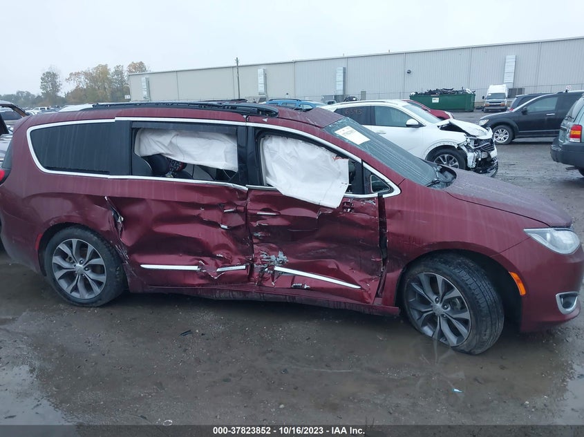 VIN 2C4RC1GGXHR739871 2017 CHRYSLER PACIFICA LIMITED
