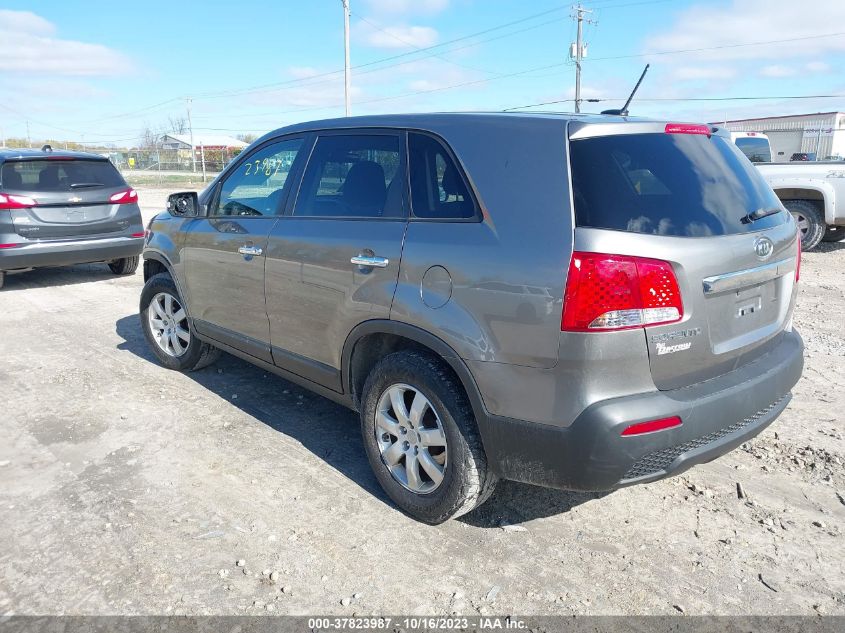 2013 KIA SORENTO LX - 5XYKT3A15DG371437