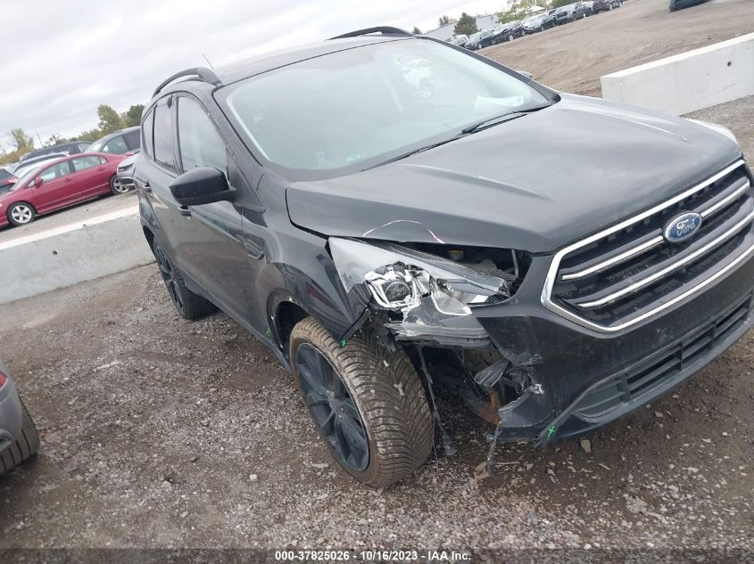 2017 FORD ESCAPE SE - 1FMCU9G92HUB51786