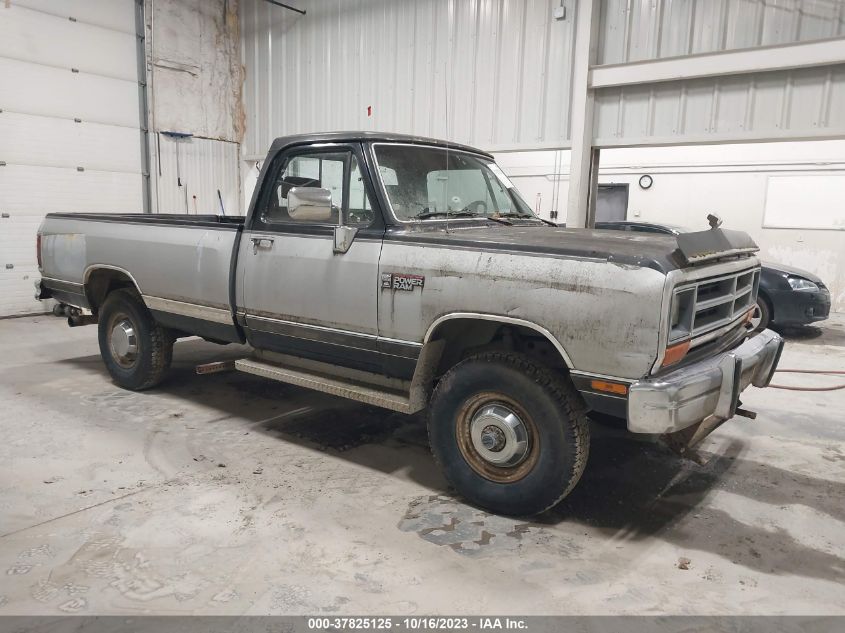 1B7KM368XLS617880 DODGE W-SERIES Photo 1