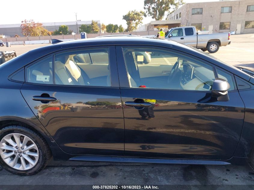 2020 TOYOTA COROLLA LE - JTDVPRAE3LJ095653