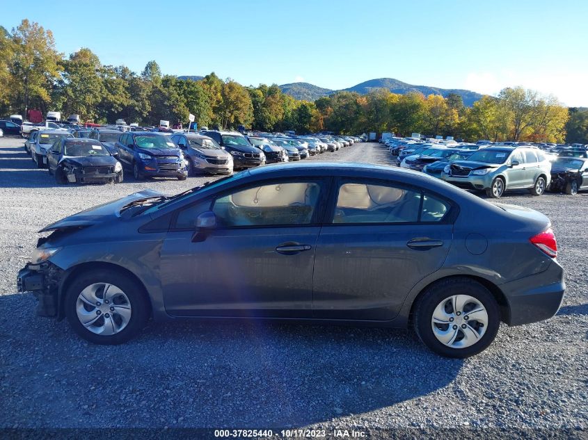 2013 HONDA CIVIC SDN LX 2HGFB2F57DH574424