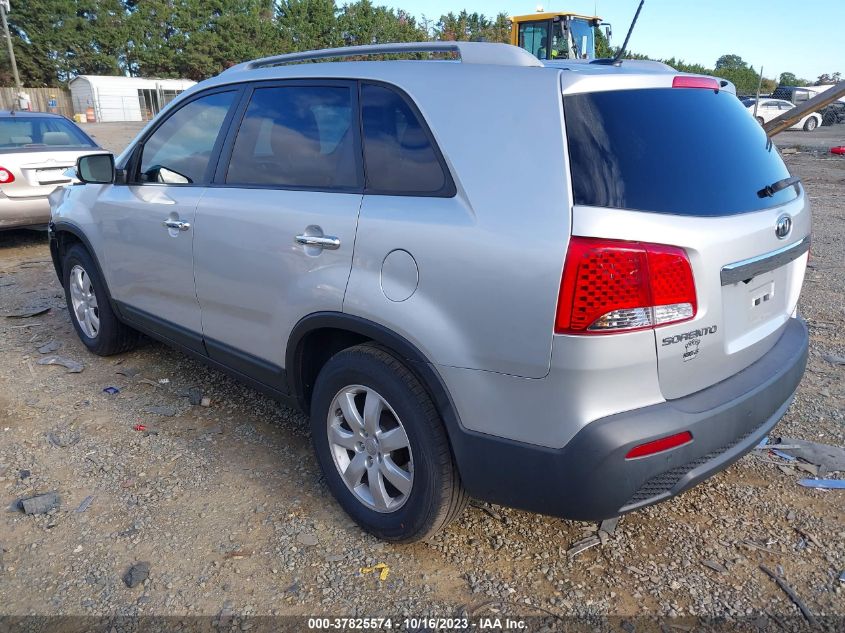 2013 KIA SORENTO LX - 5XYKT3A68DG357379