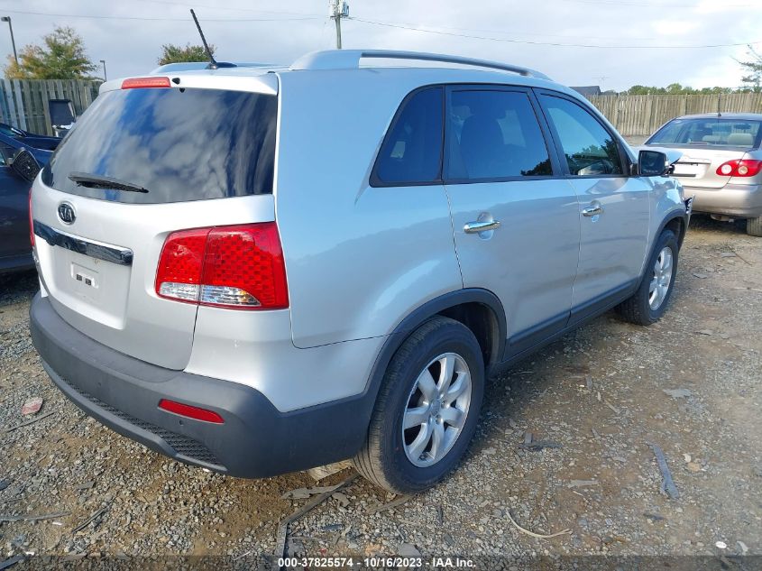 2013 KIA SORENTO LX - 5XYKT3A68DG357379