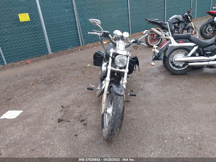 2011 HARLEY-DAVIDSON XLH1200 C - 1HD1CT325BC421190
