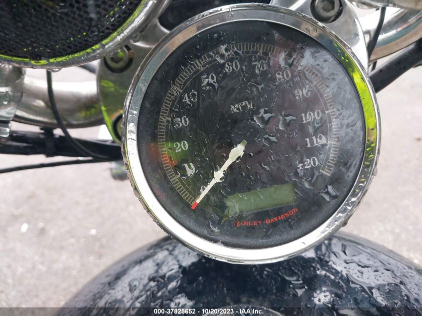 2011 HARLEY-DAVIDSON XLH1200 C - 1HD1CT325BC421190